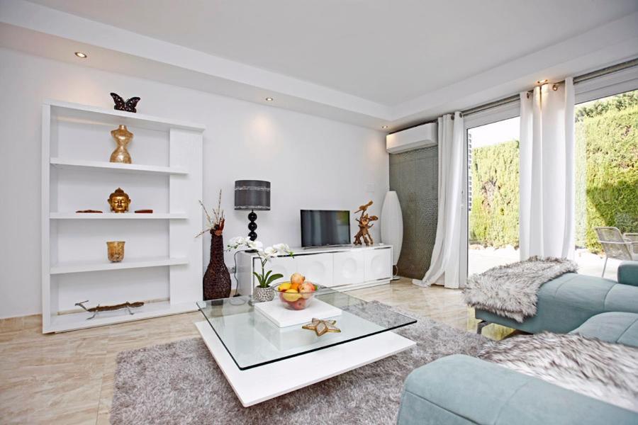 R02 Luxury Apartment In Villa With Pool And Garden Марбелья Экстерьер фото